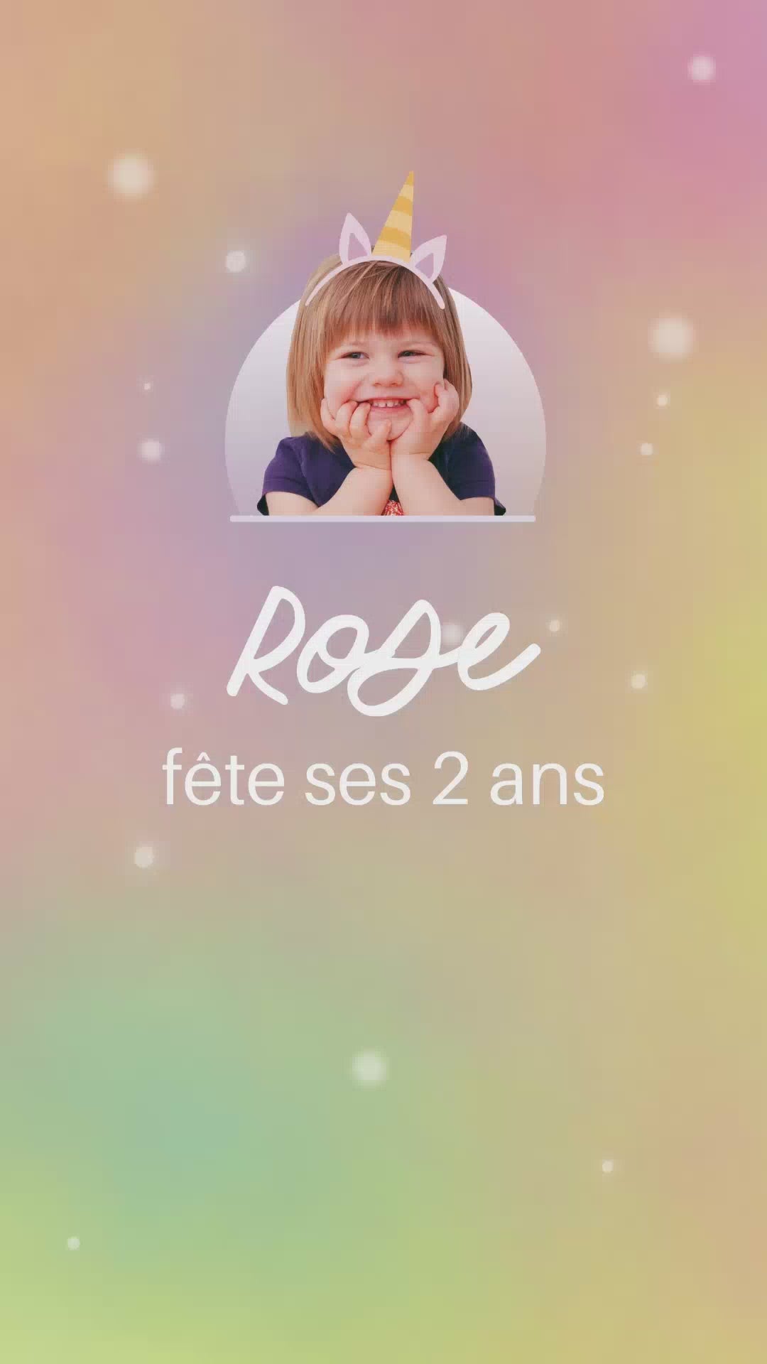 Vidéo féérique de 30 secondes pour invitation anniversaire de votre enfant avec sa photo avec un serre-tête licorne